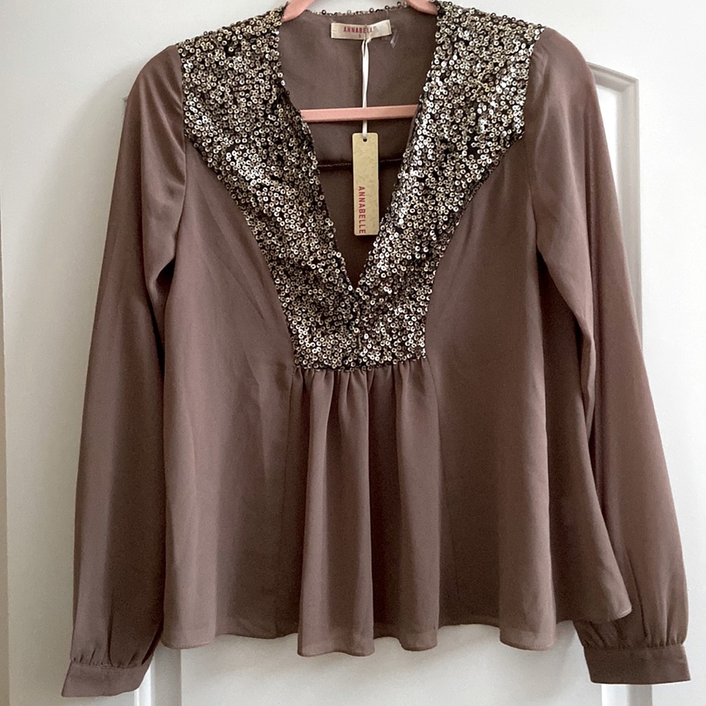 🆕 Beautiful babydoll style shirt in size S
